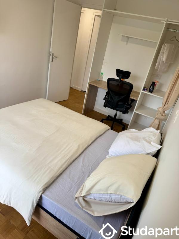 Chambre - 10 m² - 1 pièce