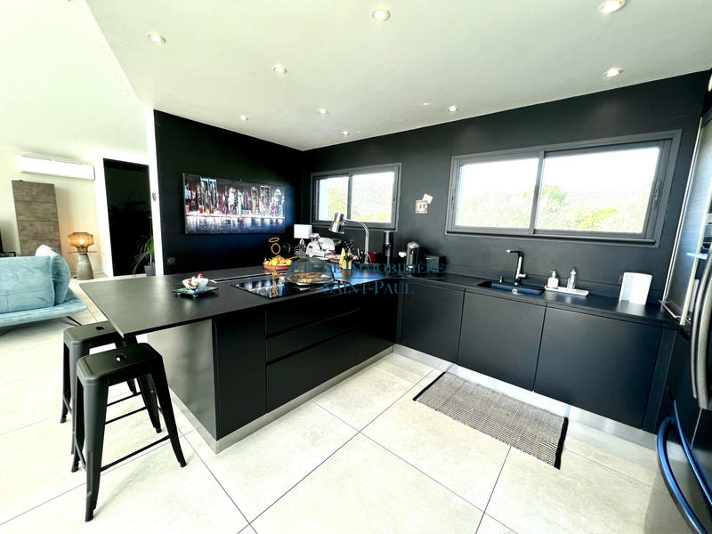 Villa - 200 m² - 7 pièces