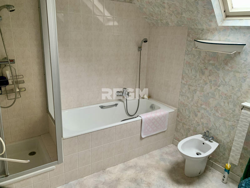 Maison - 109 m² - 6 pièces