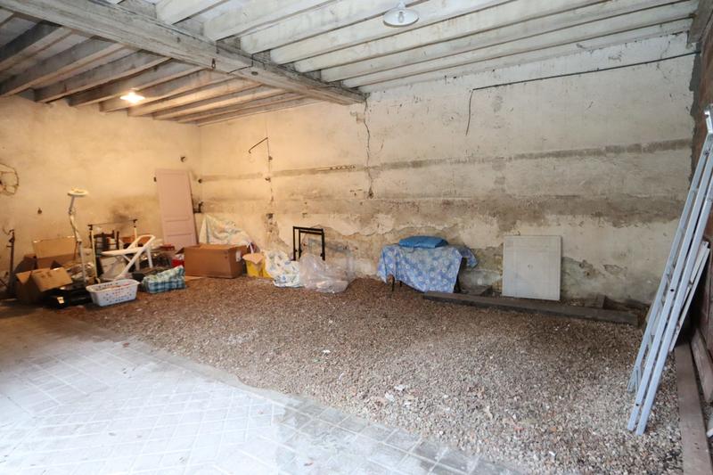 Maison - 236 m² - 9 pièces