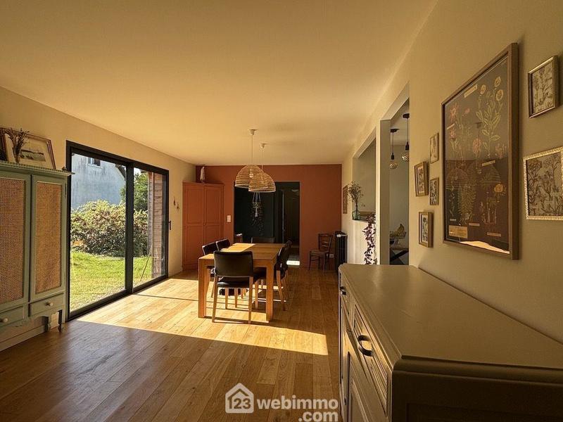 Maison - 189 m² - 7 pièces