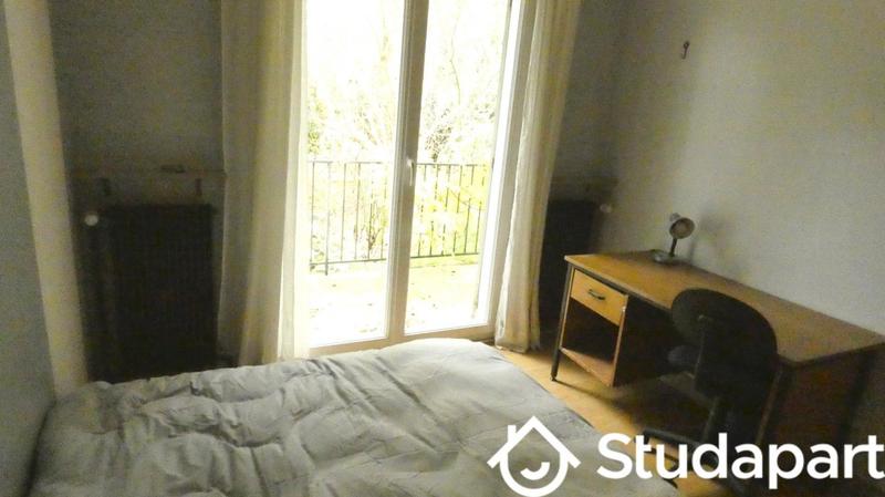 Chambre - 11 m² - 1 pièce