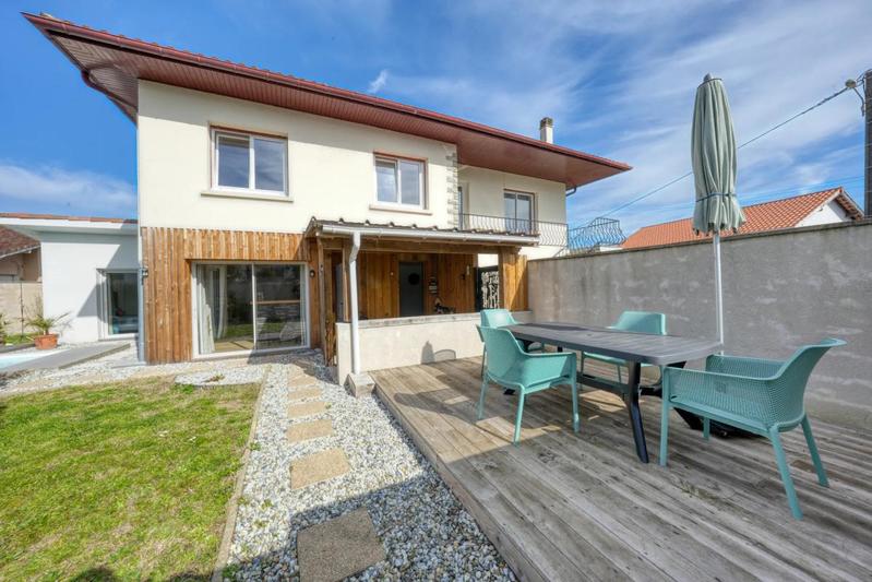 Maison - 190 m² - 7 pièces