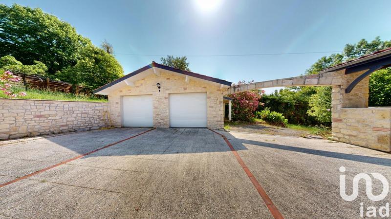 Maison - 170 m² - 6 pièces