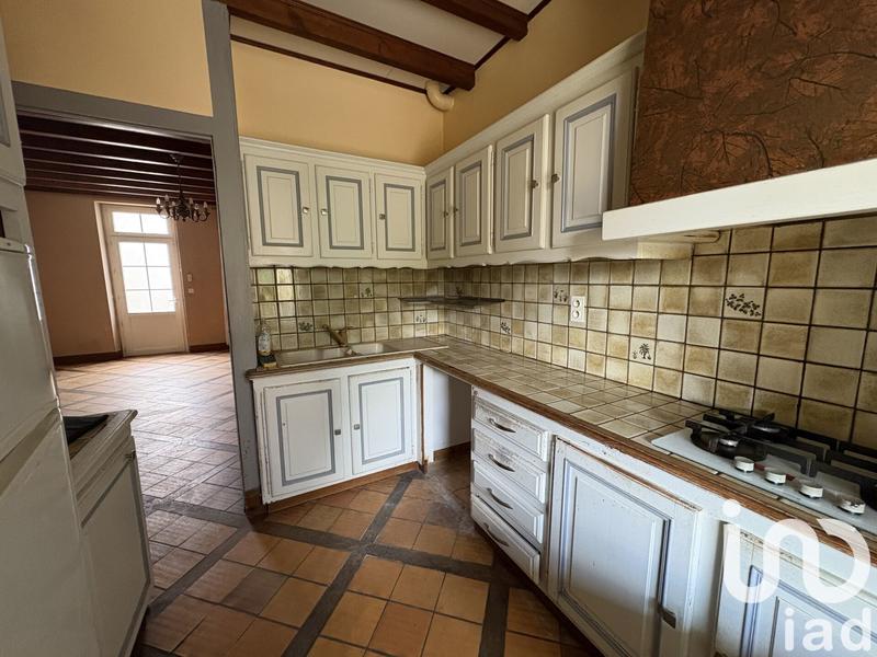 Maison - 330 m² - 9 pièces