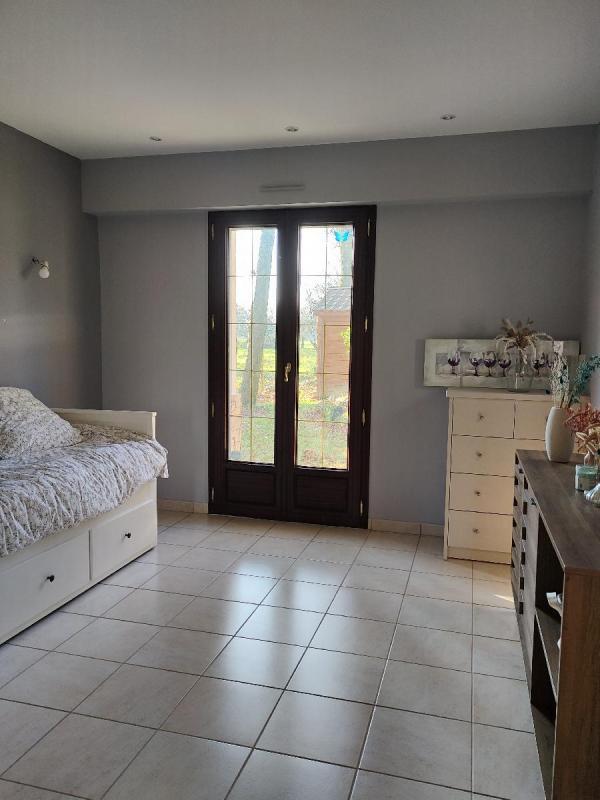 Maison traditionnelle - 147 m² - 6 pièces