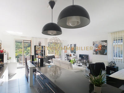 Duplex - 103 m² - 5 pièces