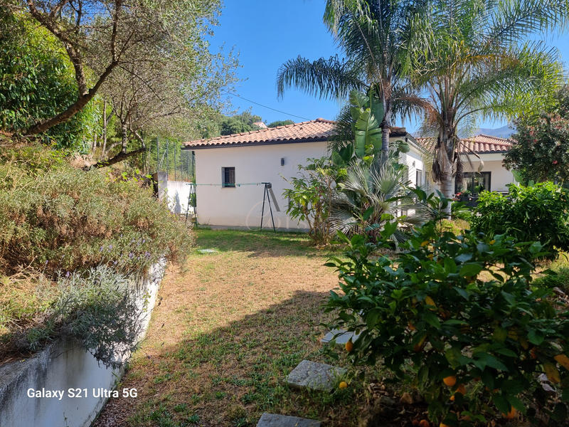 Propriété - 158 m² - 7 pièces