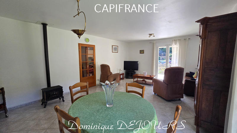 Maison - 180 m² - 6 pièces