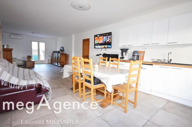 Villa - 189 m² - 8 pièces