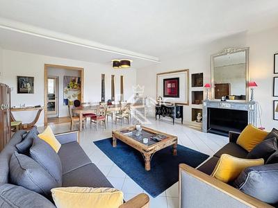 Appartement - 130 m² - 4 pièces