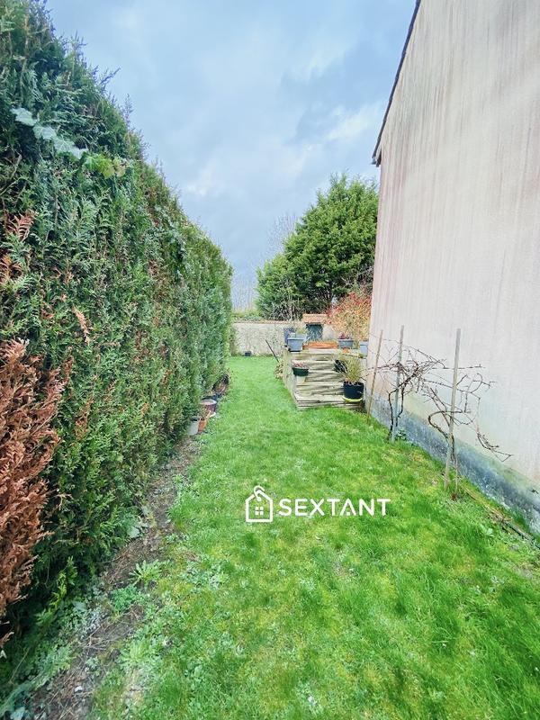 Maison - 95 m² - 5 pièces