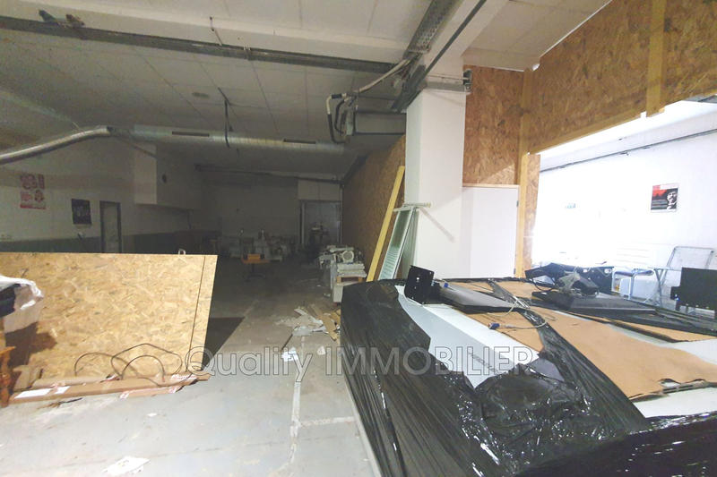 Local commercial - 150 m²