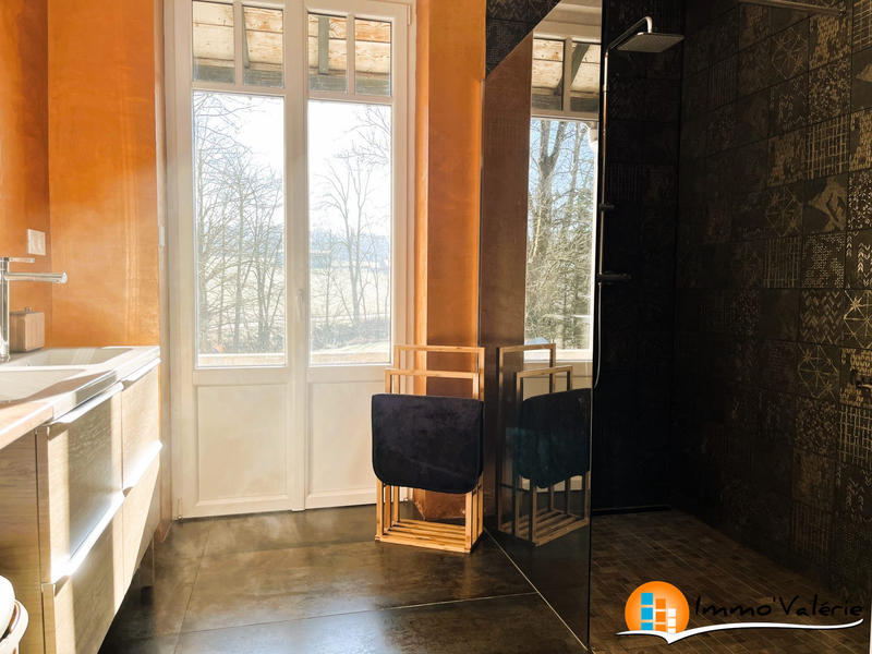 Maison - 189 m² - 7 pièces