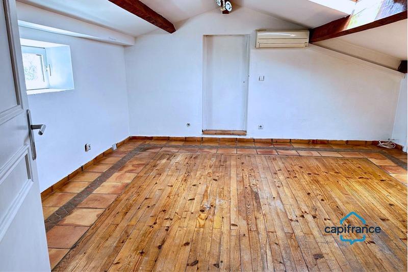 Maison - 188 m² - 7 pièces