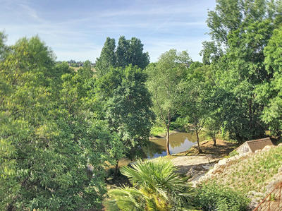 Maison - 280 m² - 11 pièces