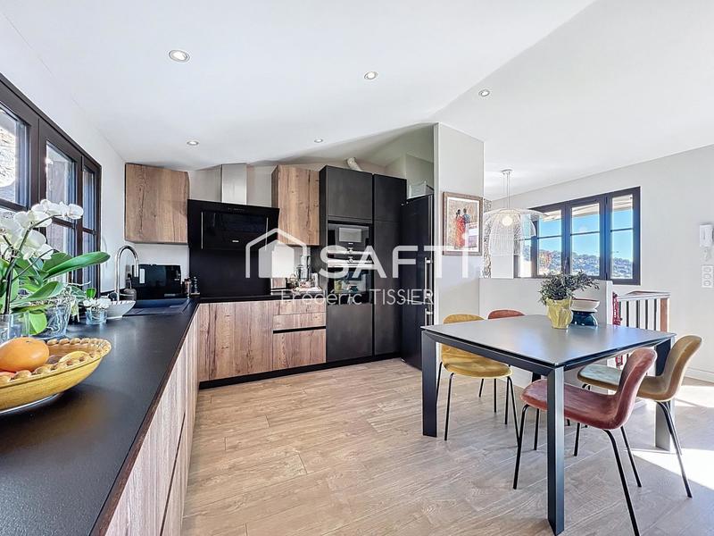 Maison - 100 m² - 4 pièces