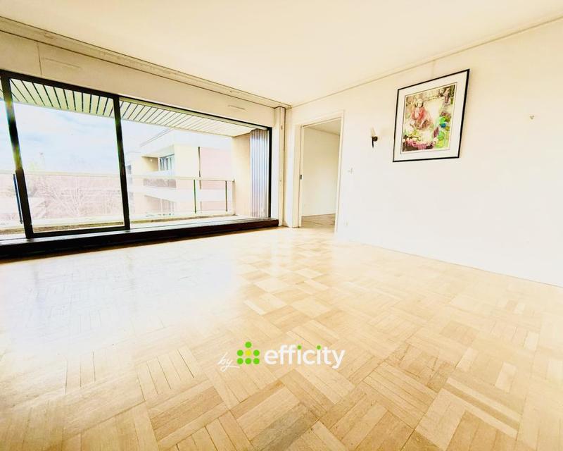 Appartement - 96 m² - 4 pièces