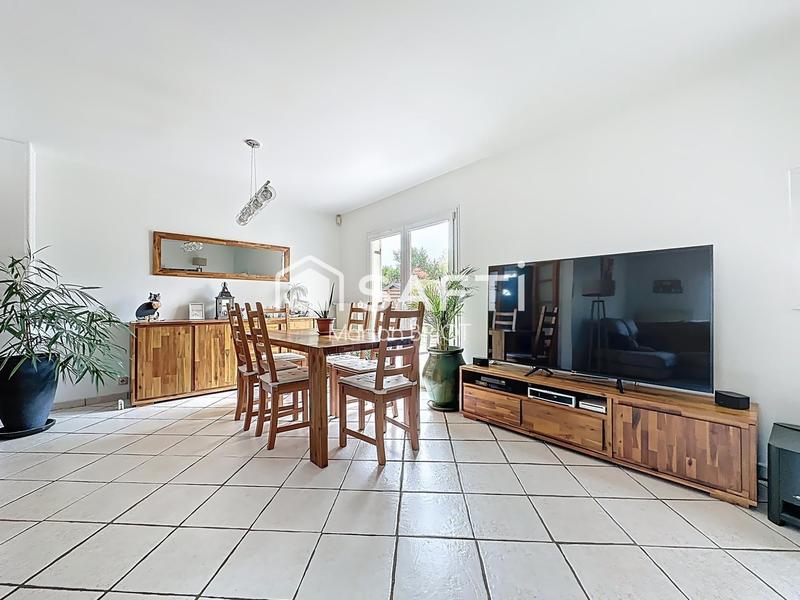 Maison - 137 m² - 6 pièces