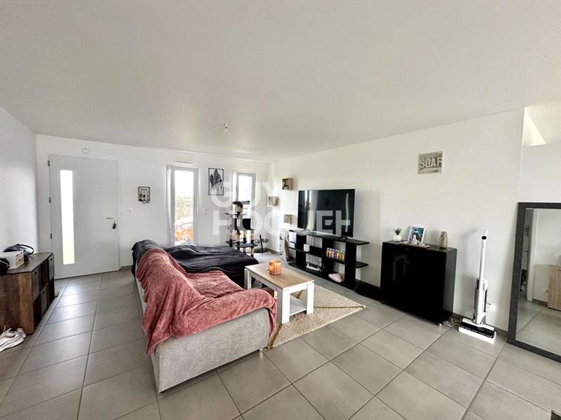 Maison - 93 m² - 4 pièces