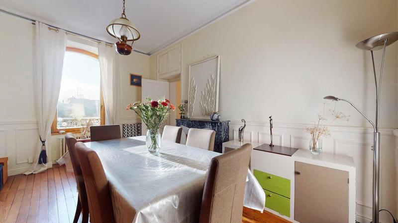 Viager - Maison de maîtres - 196 m² - 8 pièces