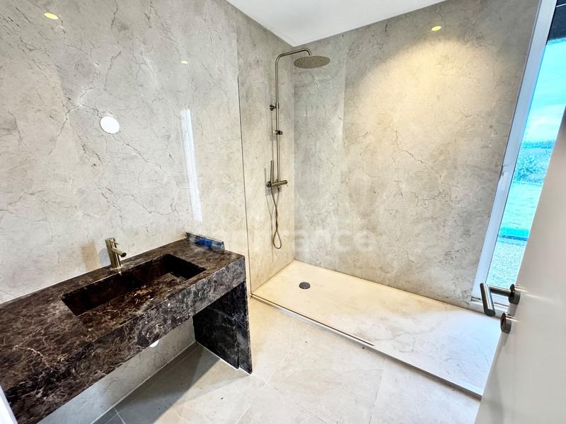 Maison - 141 m² - 7 pièces