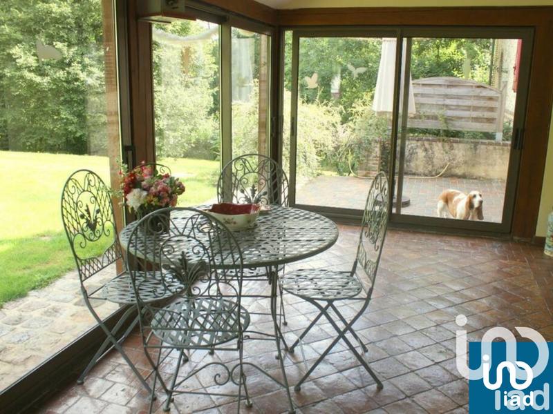 Maison - 186 m² - 9 pièces