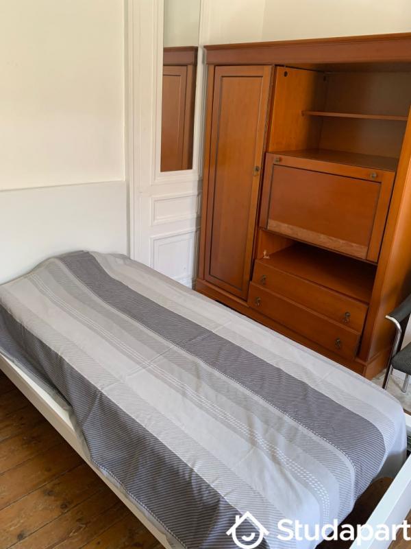 Chambre - 13 m² - 1 pièce