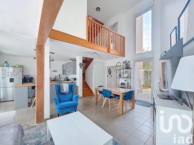 Appartement - 93 m² - 4 pièces