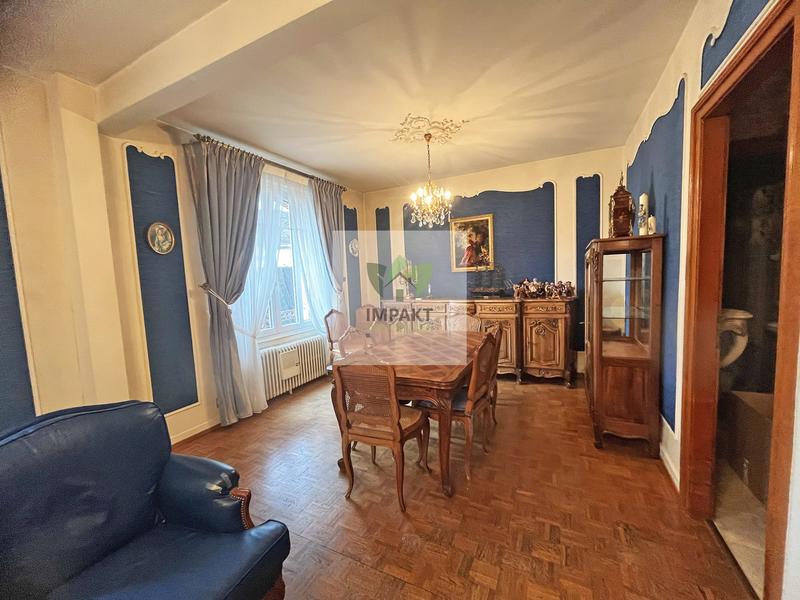 Maison - 166 m² - 6 pièces