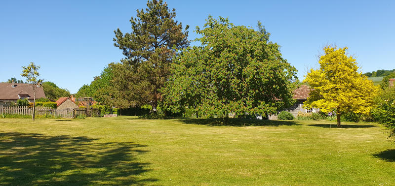 Propriété - 454 m² - 16 pièces