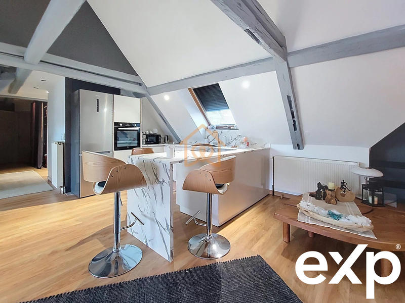 Appartement - 108 m² - 6 pièces