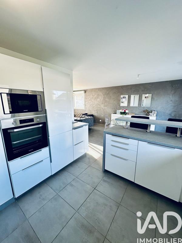 Maison - 100 m² - 5 pièces