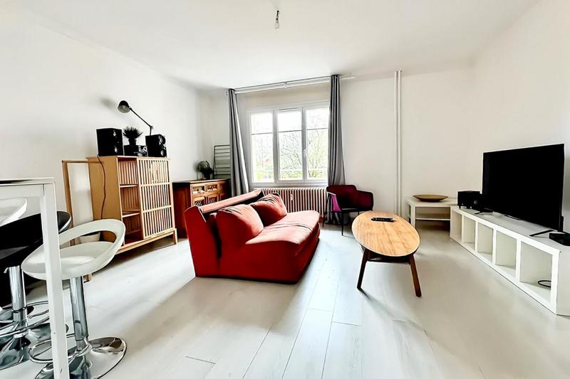 Appartement - 92 m² - 4 pièces