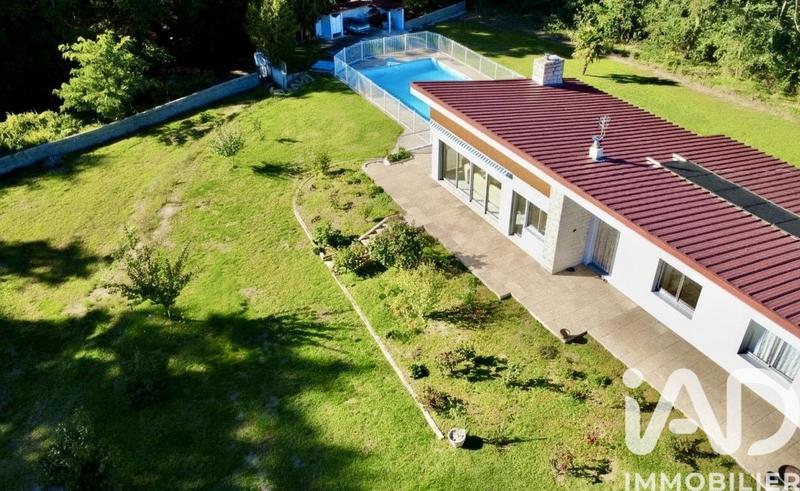 Maison - 128 m² - 5 pièces