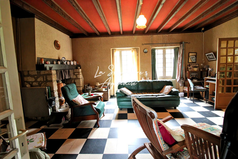 Maison - 207 m² - 6 pièces