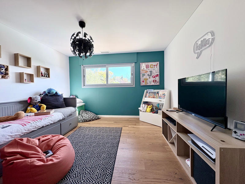 Villa - 180 m² - 6 pièces