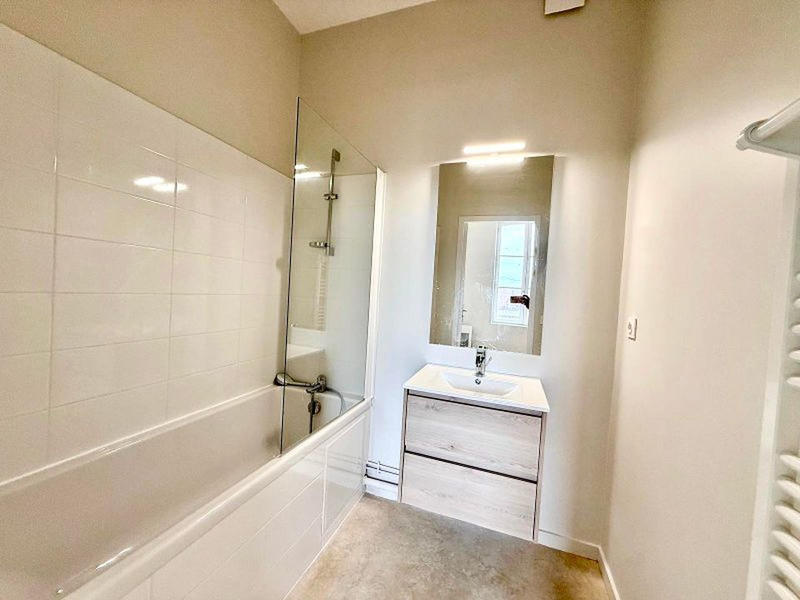 Appartement - 87 m² - 4 pièces