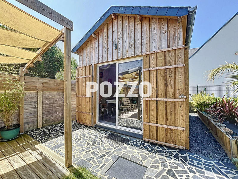 Maison - 210 m² - 8 pièces