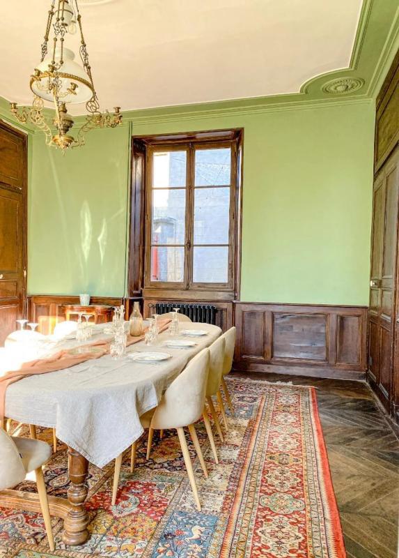 Maison - 350 m² - 8 pièces