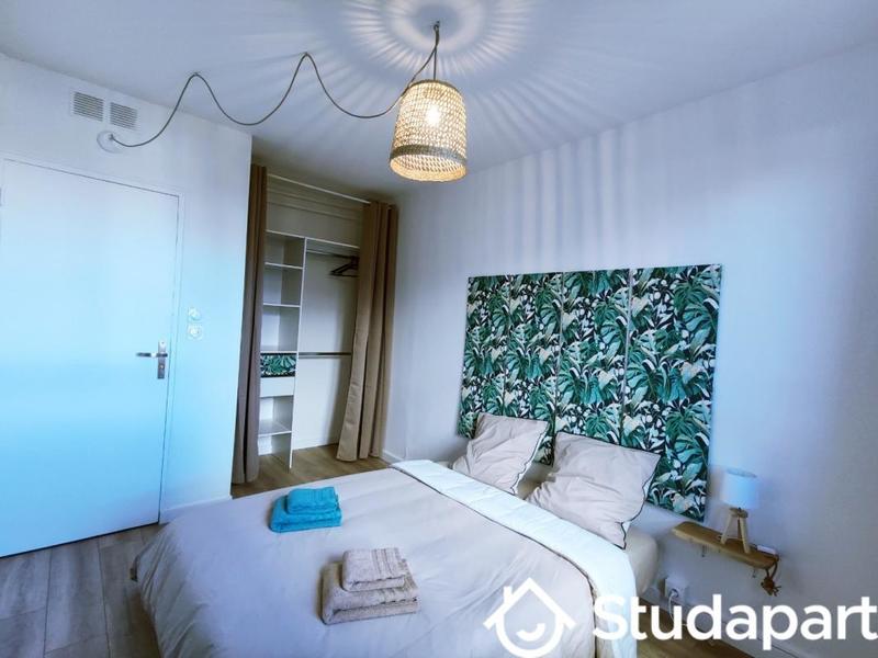 Chambre - 9 m² - 1 pièce