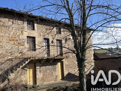 Maison - 247 m² - 10 pièces