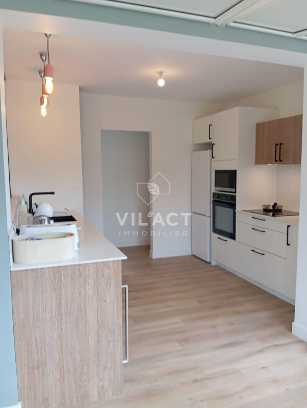 Maison - 120 m² - 5 pièces