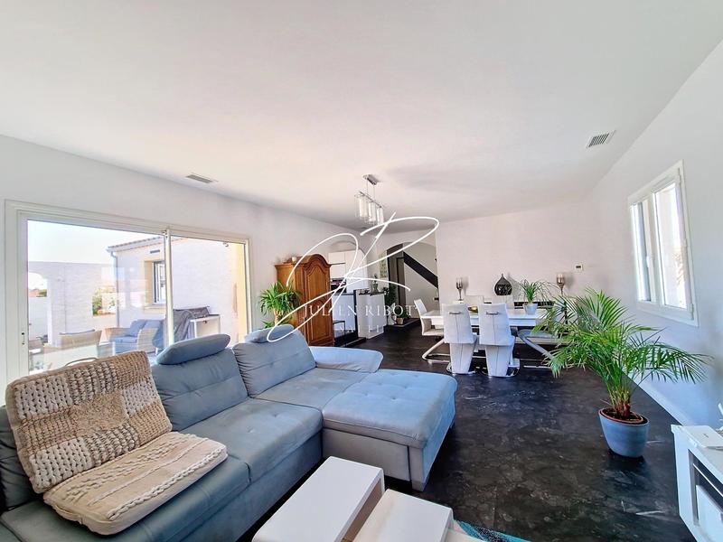 Maison - 117 m² - 5 pièces