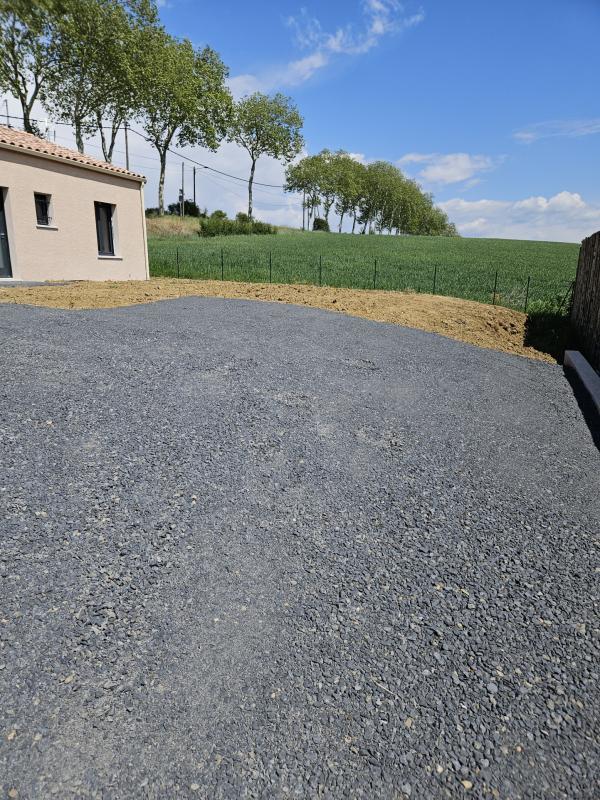 Villa - 90 m² - 4 pièces