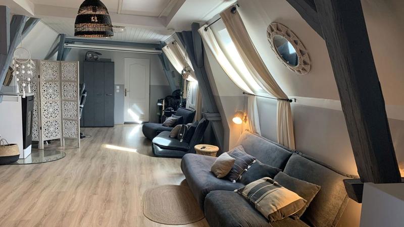 Maison - 228 m² - 8 pièces