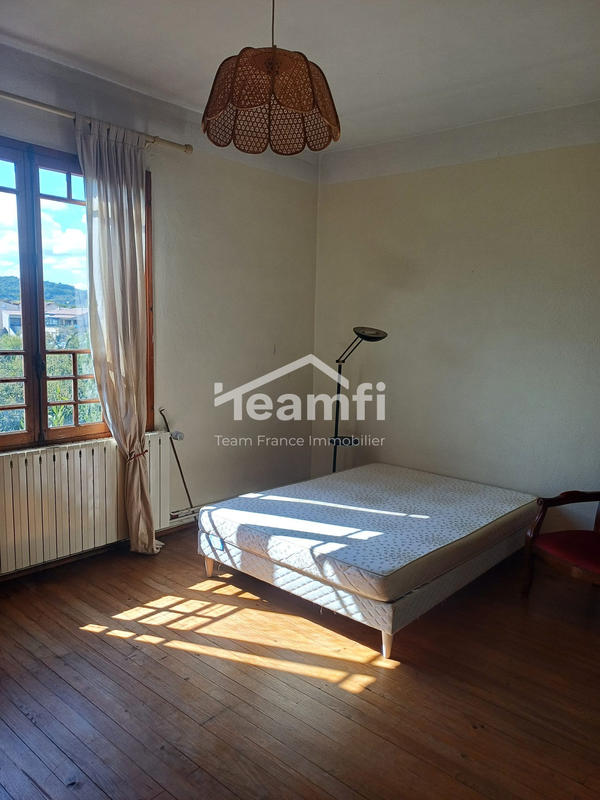 Maison ancienne - 160 m² - 9 pièces