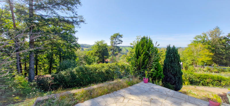 Maison traditionnelle - 166 m² - 8 pièces