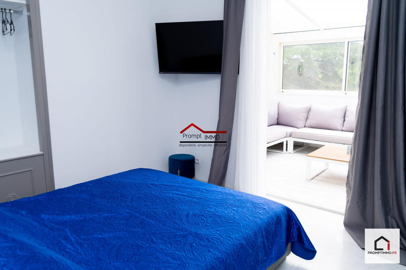 Maison - 520 m² - 8 pièces