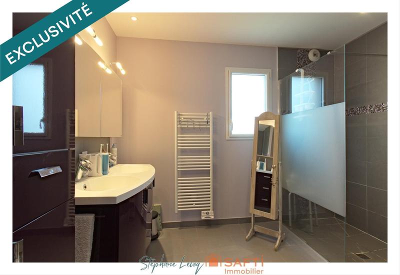 Maison - 188 m² - 8 pièces